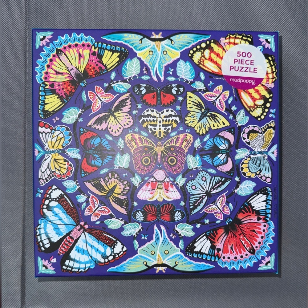 Mudpuppy Kaleido-Butterflies 500-piece Jigsaw Puzzle - Picture 1 of 2